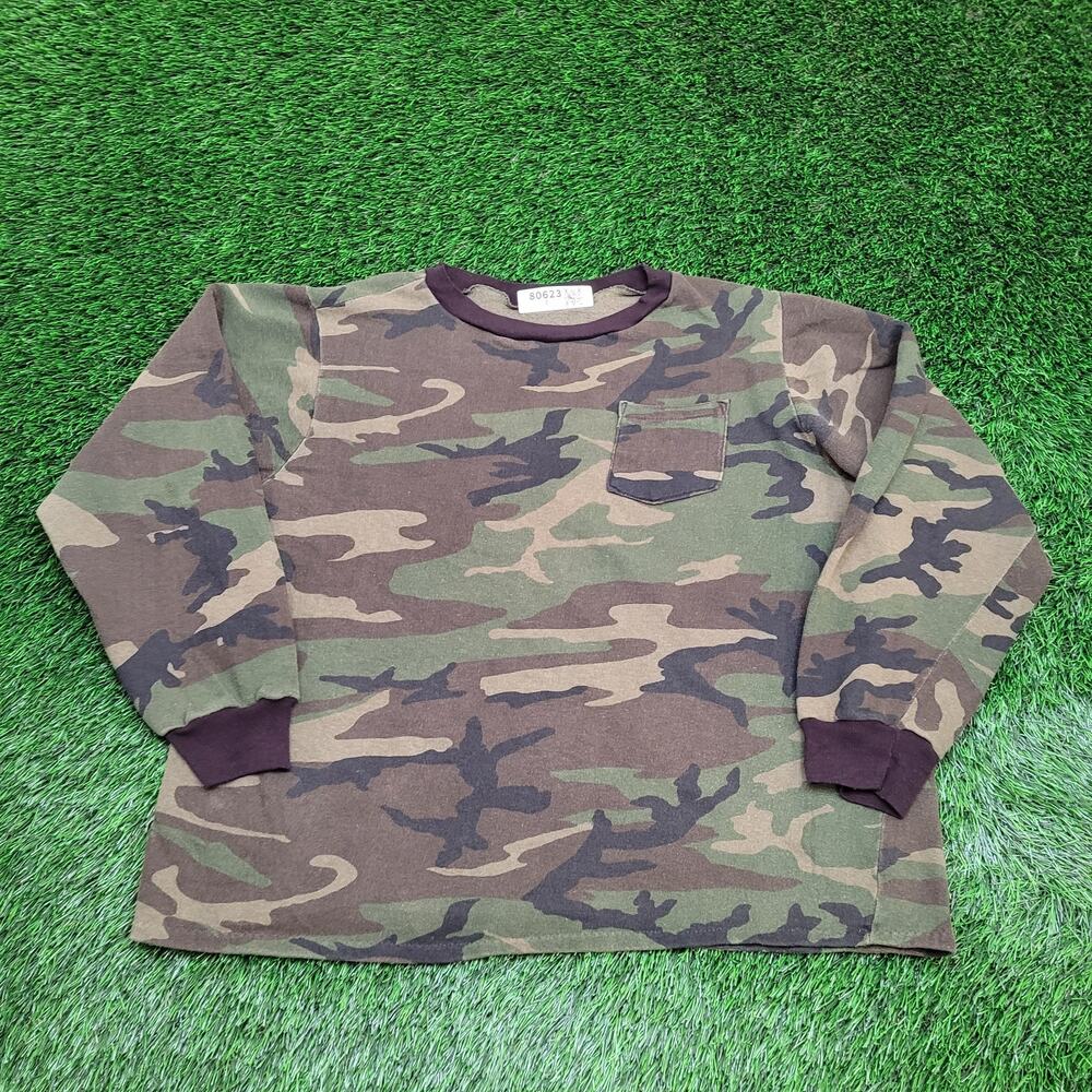 Vintage 80s Woodland Pocket Camo Sweatshirt 2XL 27x25 Cropped